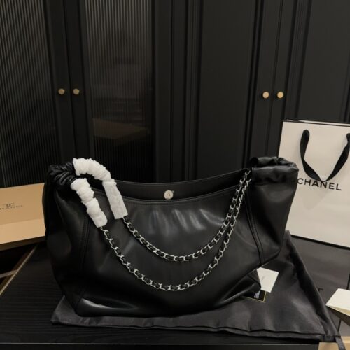 Alternative view of Chanel Timeless Chain Tote Black