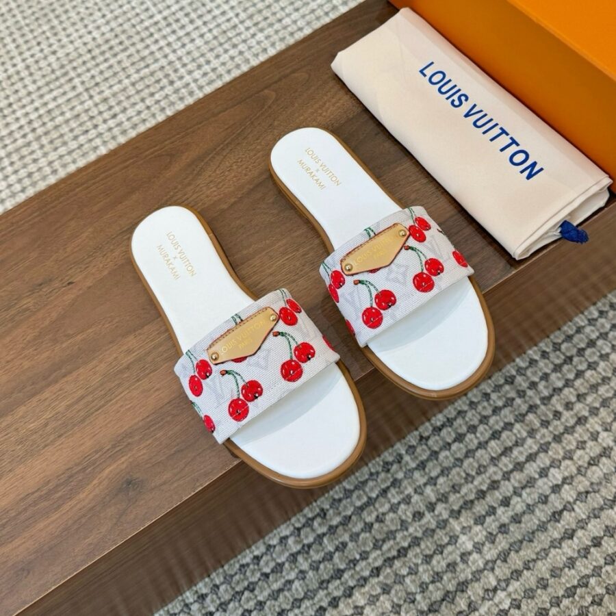 Alternative view of Louis Vuitton X Takashi Murakami Lily Flat Mule White 1Ahm43