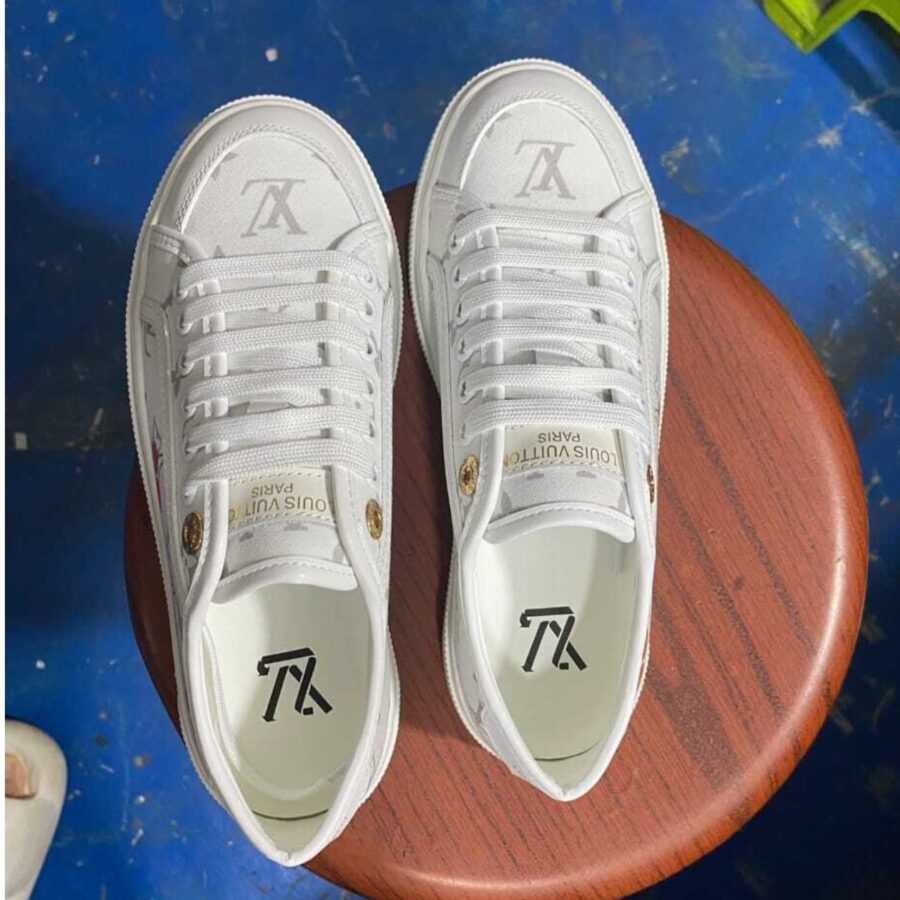 Alternative view of Louis Vuitton X Takashi Murakami Lv Lagoon Sneaker White 1Ahkyo
