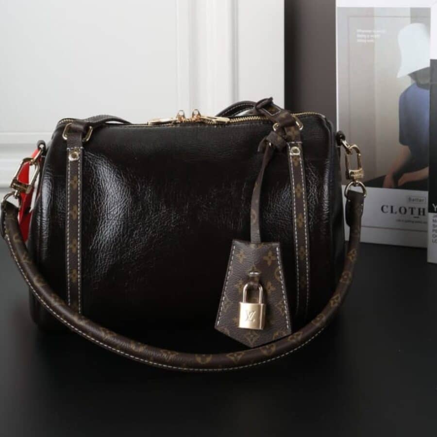 Alternative view of Louis Vuitton Express PM Black 25Cm M27920