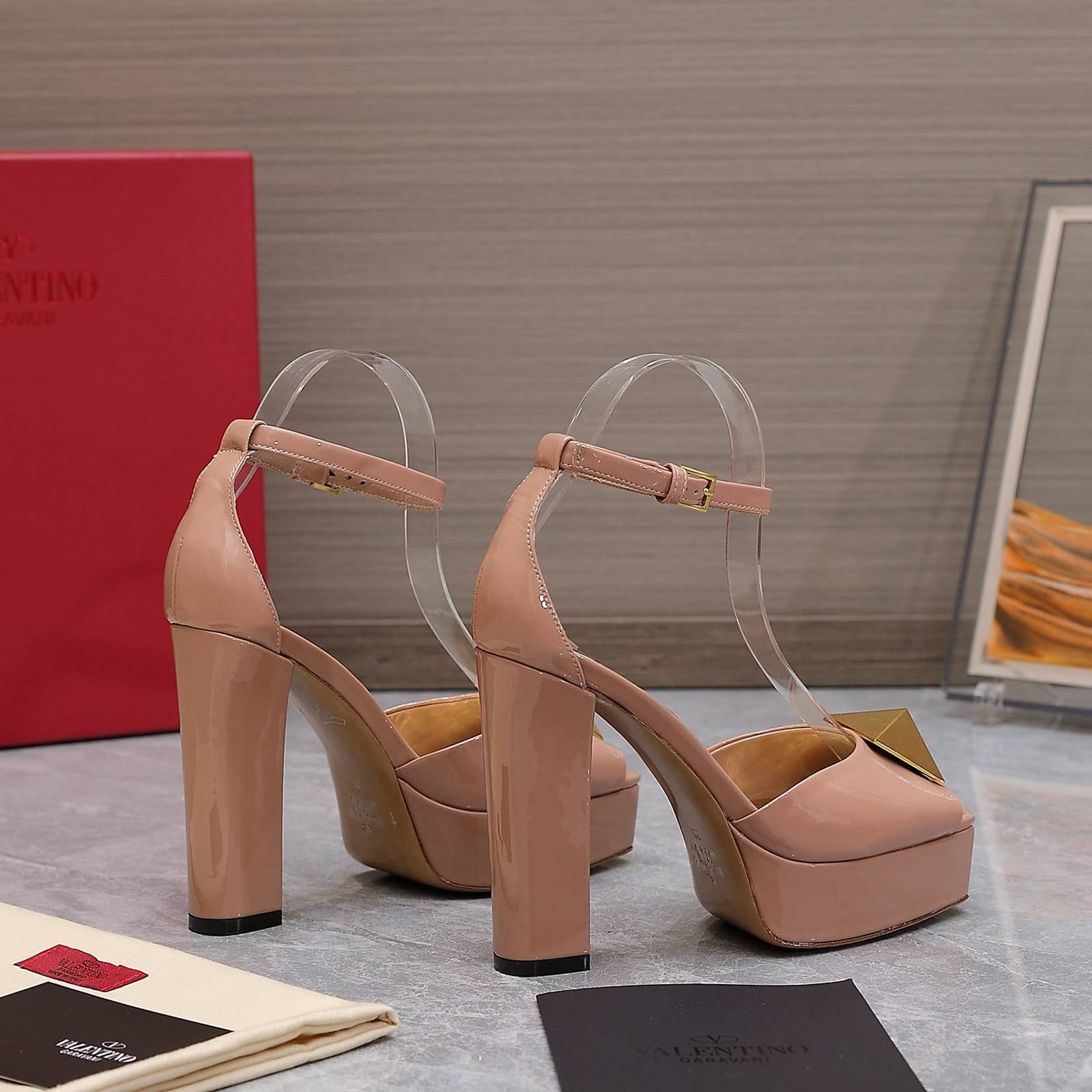 Valentino Garavani Open Toe Pump One Stud Platform Patent Leather Rose Cannelle 1W2S0EA3LAF GF9 - Image 5