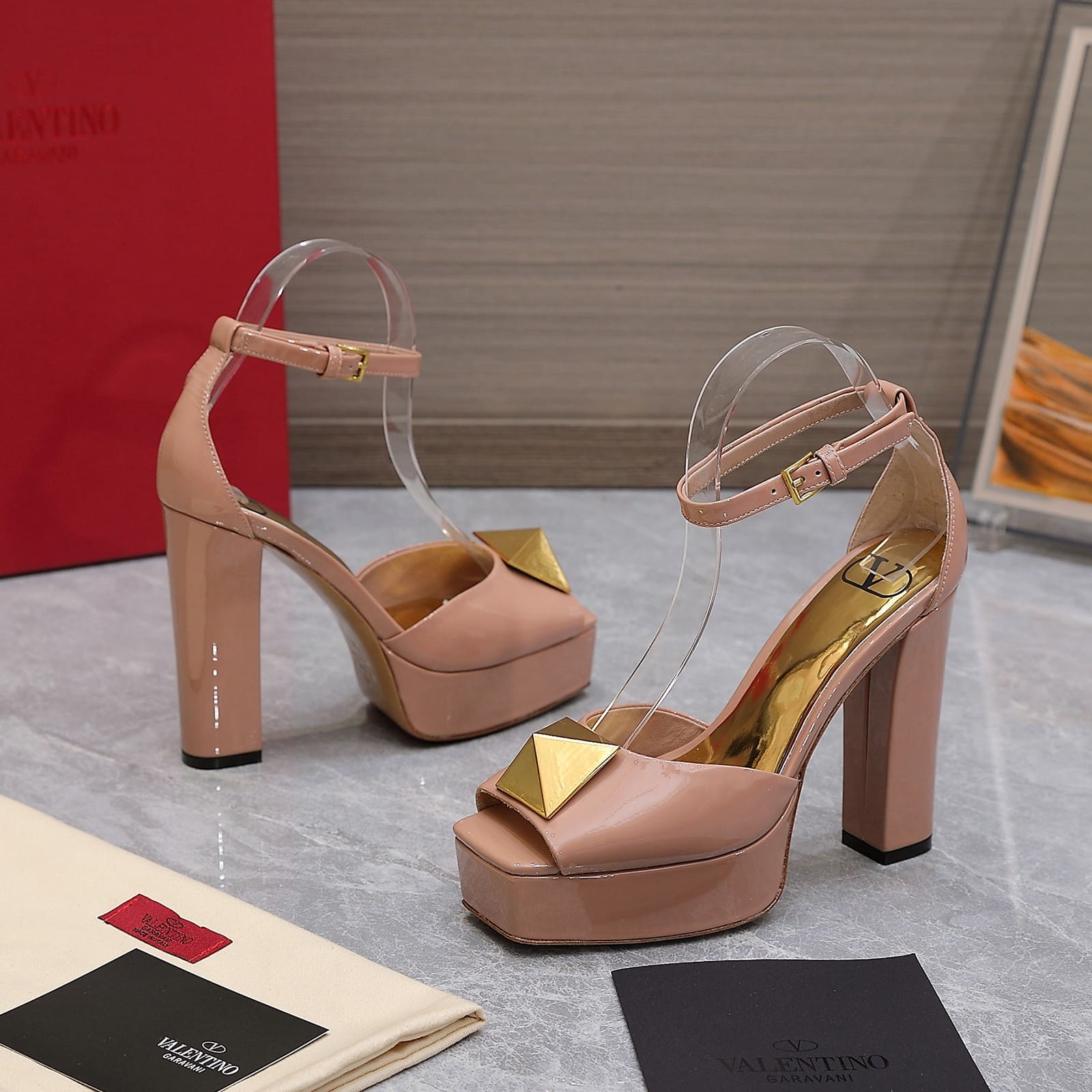 Valentino Garavani Open Toe Pump One Stud Platform Patent Leather Rose Cannelle 1W2S0EA3LAF GF9 - Image 7