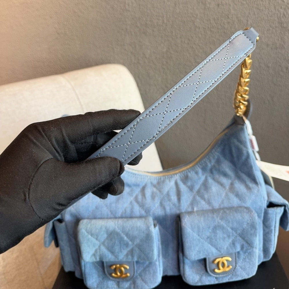 Chanel Large Hobo Bag Washed Denim And Gold Tone Metal Blue 31Cm AS5339 B19251 NG353 - Image 4