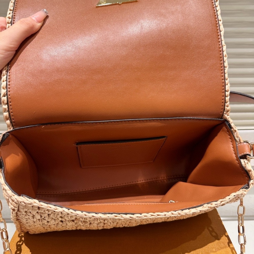 Louis Vuitton Twist West Natural Tan 27Cm M25030 - Image 4