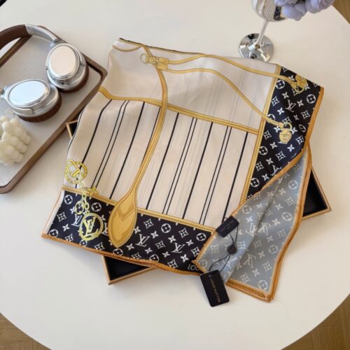 Alternative view of Louis Vuitton My Neverfull Square Black 90Cm M96471