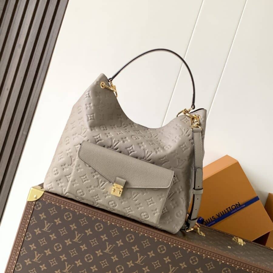 Alternative view of Louis Vuitton Hobo Métis Tourterelle 35cm M27937