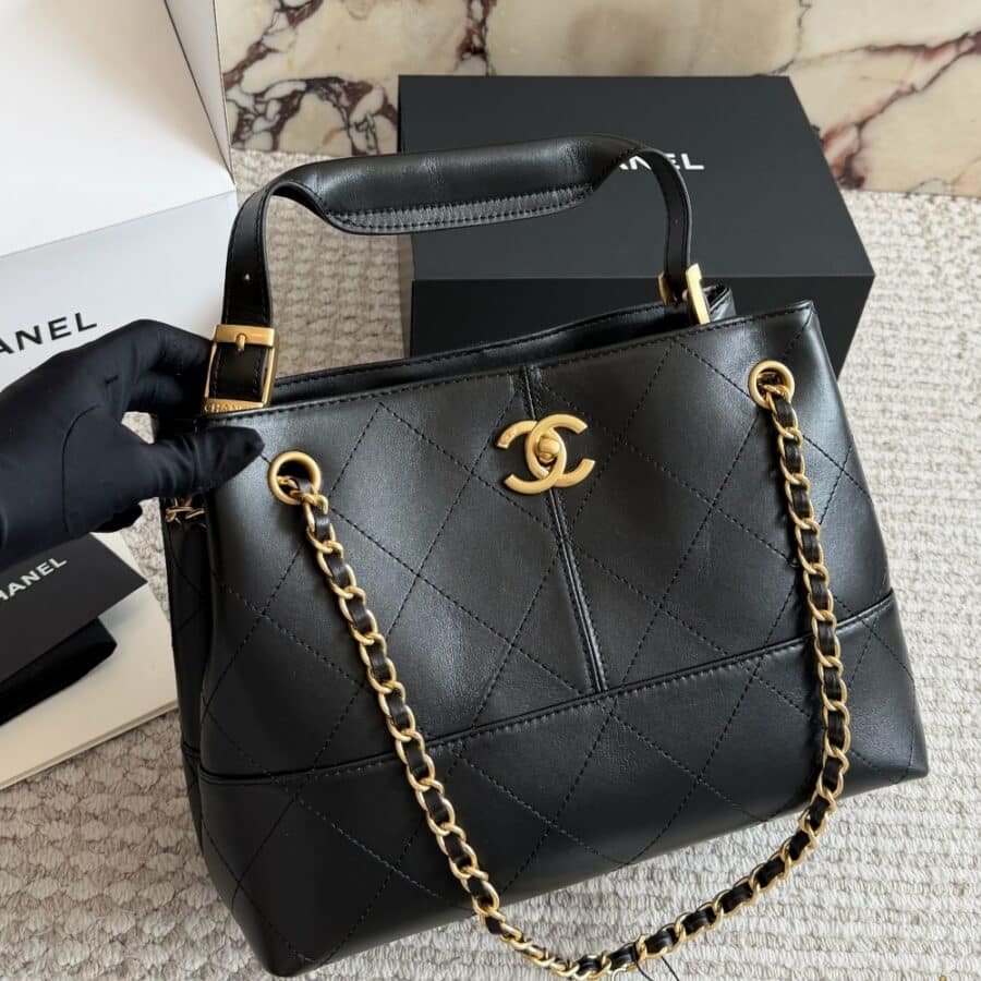 Alternative view of Chanel 25A Hobo Bag Gold Tone Hardware Black 28Cm
