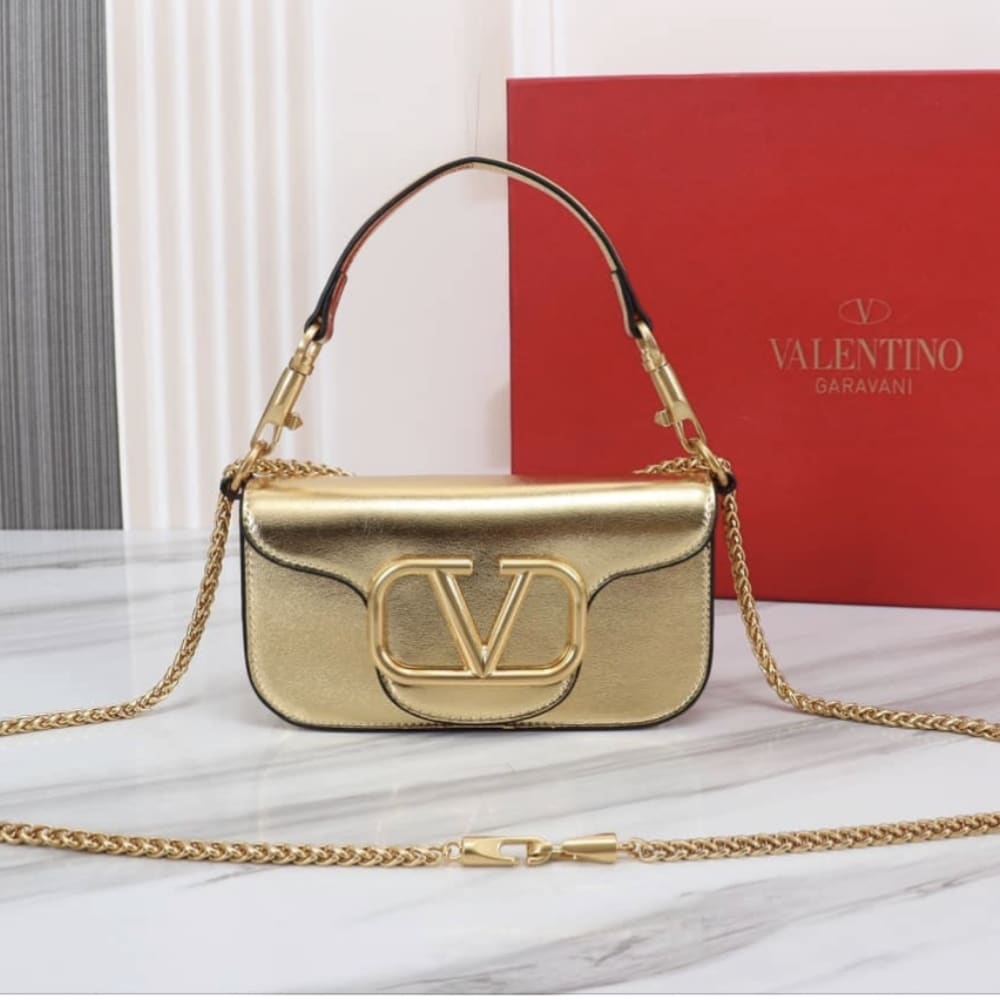Valentino Garavani Small Locò Metallic Shoulder Bag Gold 20Cm 6W2B0K53UKE R16 - Image 2