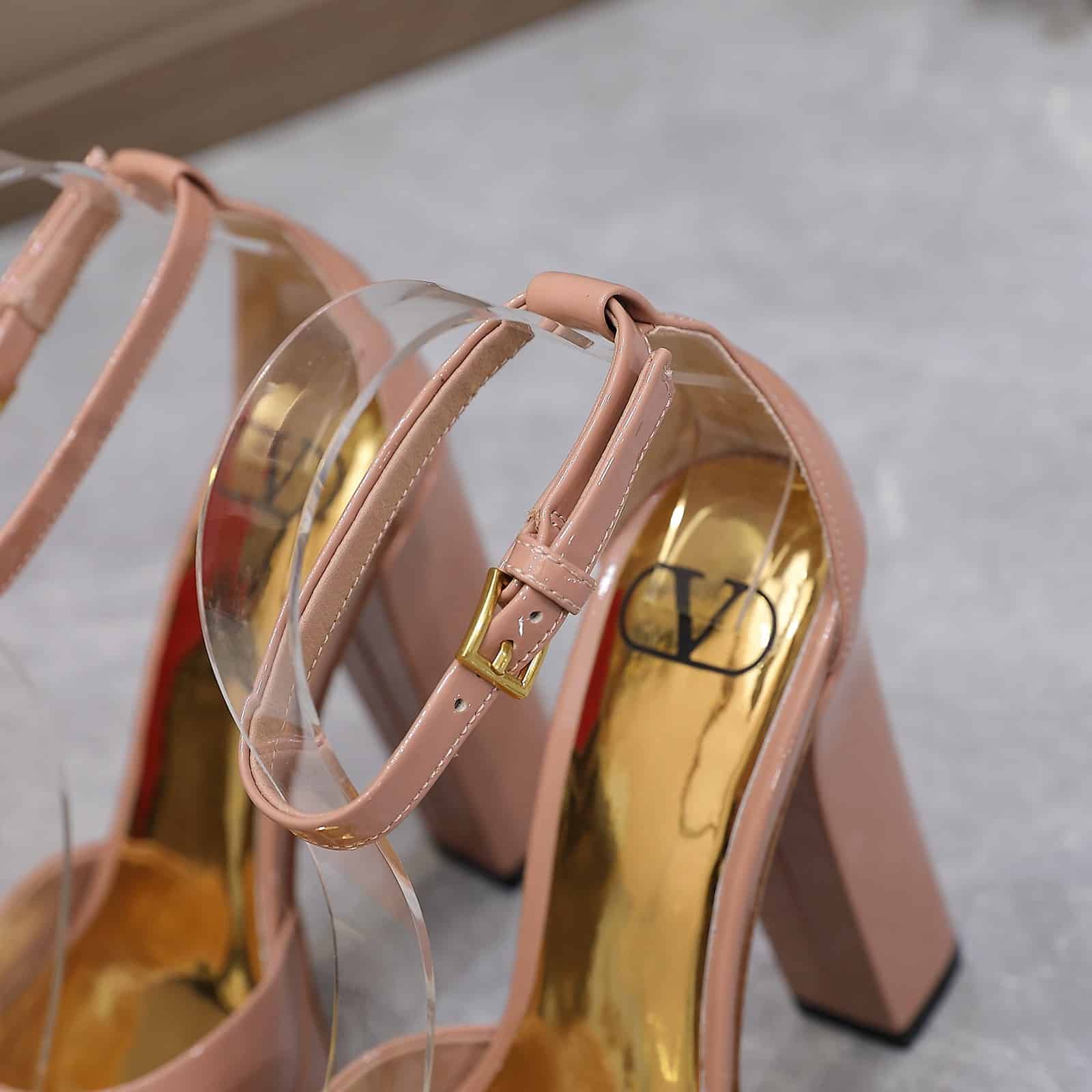 Valentino Garavani Open Toe Pump One Stud Platform Patent Leather Rose Cannelle 1W2S0EA3LAF GF9 - Image 8