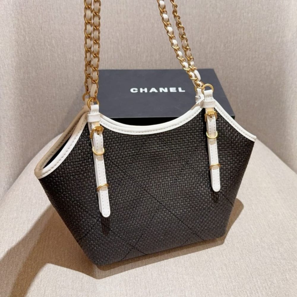 Chanel Small Shopping Bag Braided Raffia Black And White 18Cm AS6015 B22594 U5559 - Image 4
